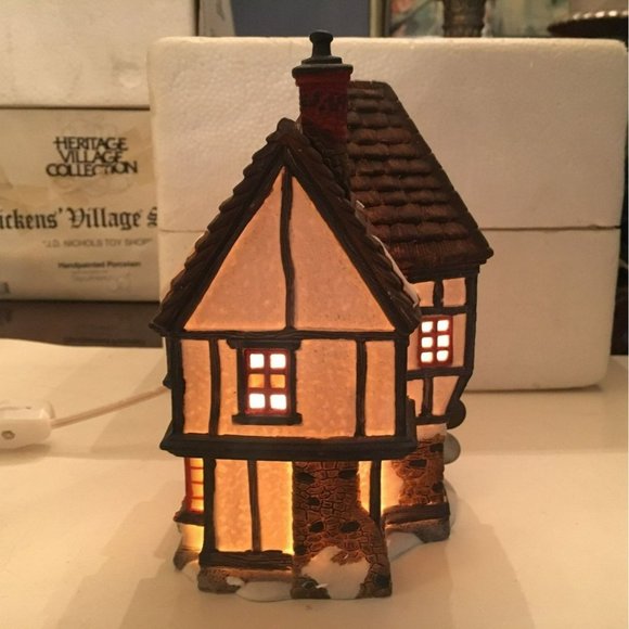 Dept 56 Tutbury Printer Dickens Village Lighted Christmas Building - 1990 - Picture 5 of 11